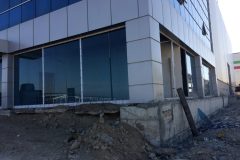 Siyah Dış Cephe  Düz Cam