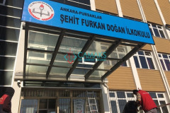 Paslanmaz Camlı Saçak
