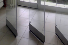ÜSTTEN ASKILI KATLANIR CAM BALKON