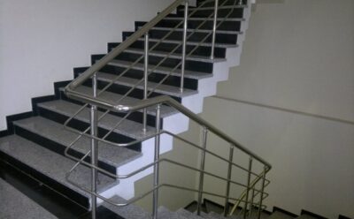 Paslanmaz Merdiven Korkuluğu
