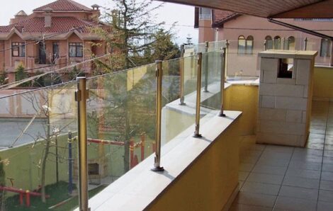Paslanmaz Korkuluk Cam Kulaklı