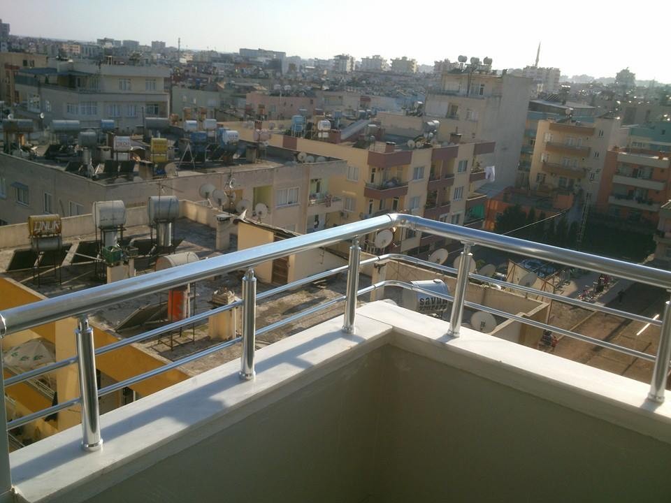 Alüminyum Parapet Üstü Korkuluklar