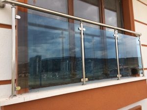 CAM KORKULUK BALKON