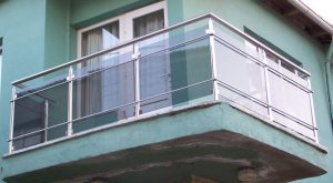 CAM KORKULUK BALKON