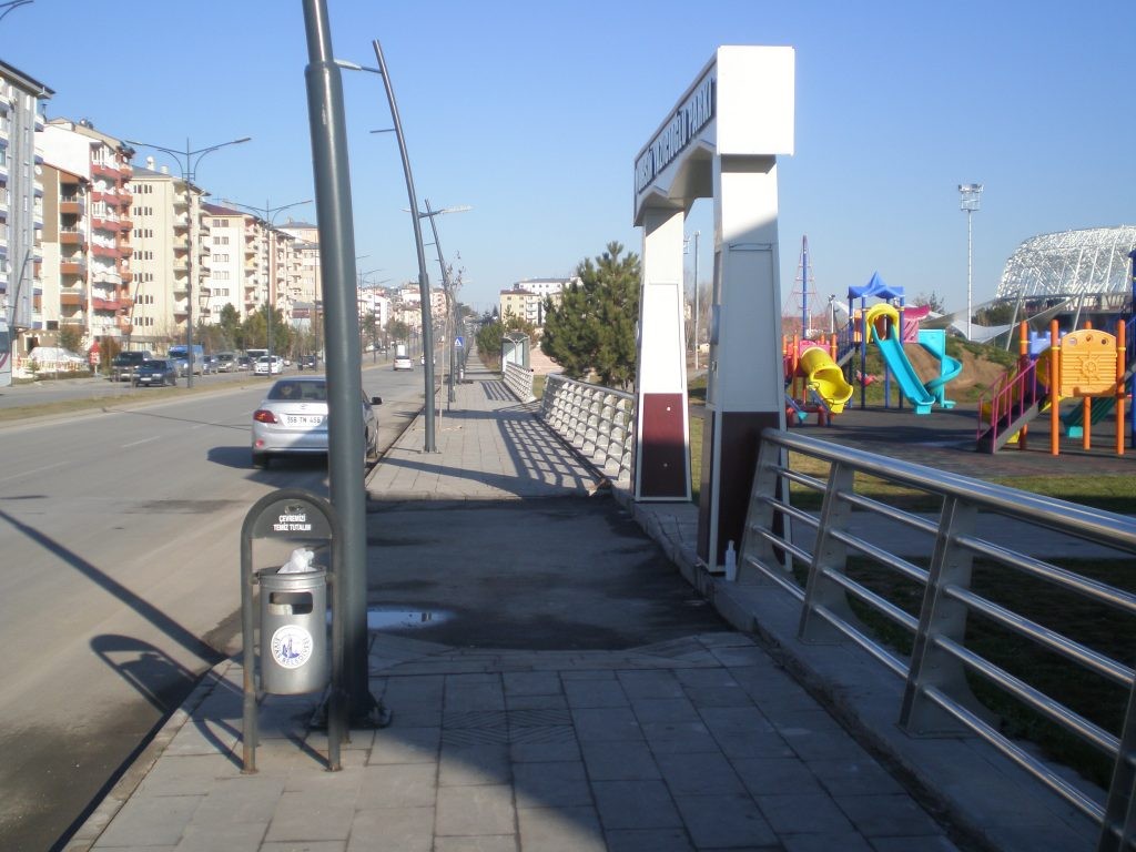 Paslanmaz Yaya korkulukları